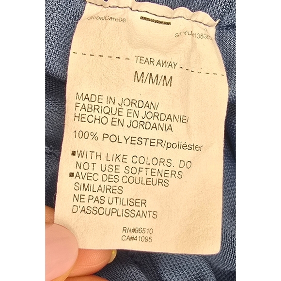 Women’s Under Armour Athletic Shorts Size Medium, Blue - Picture 8 of 8